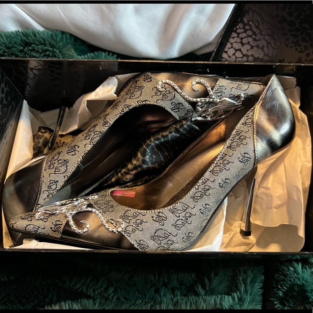 Baby Phat pumps - Black size 7.5